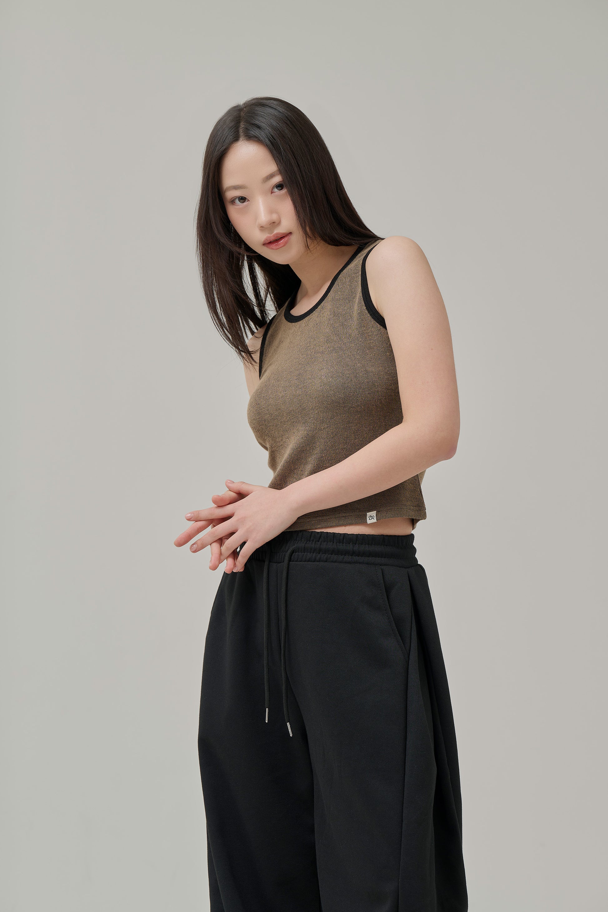Sustainable Warm Tension Sleeveless Top Brown