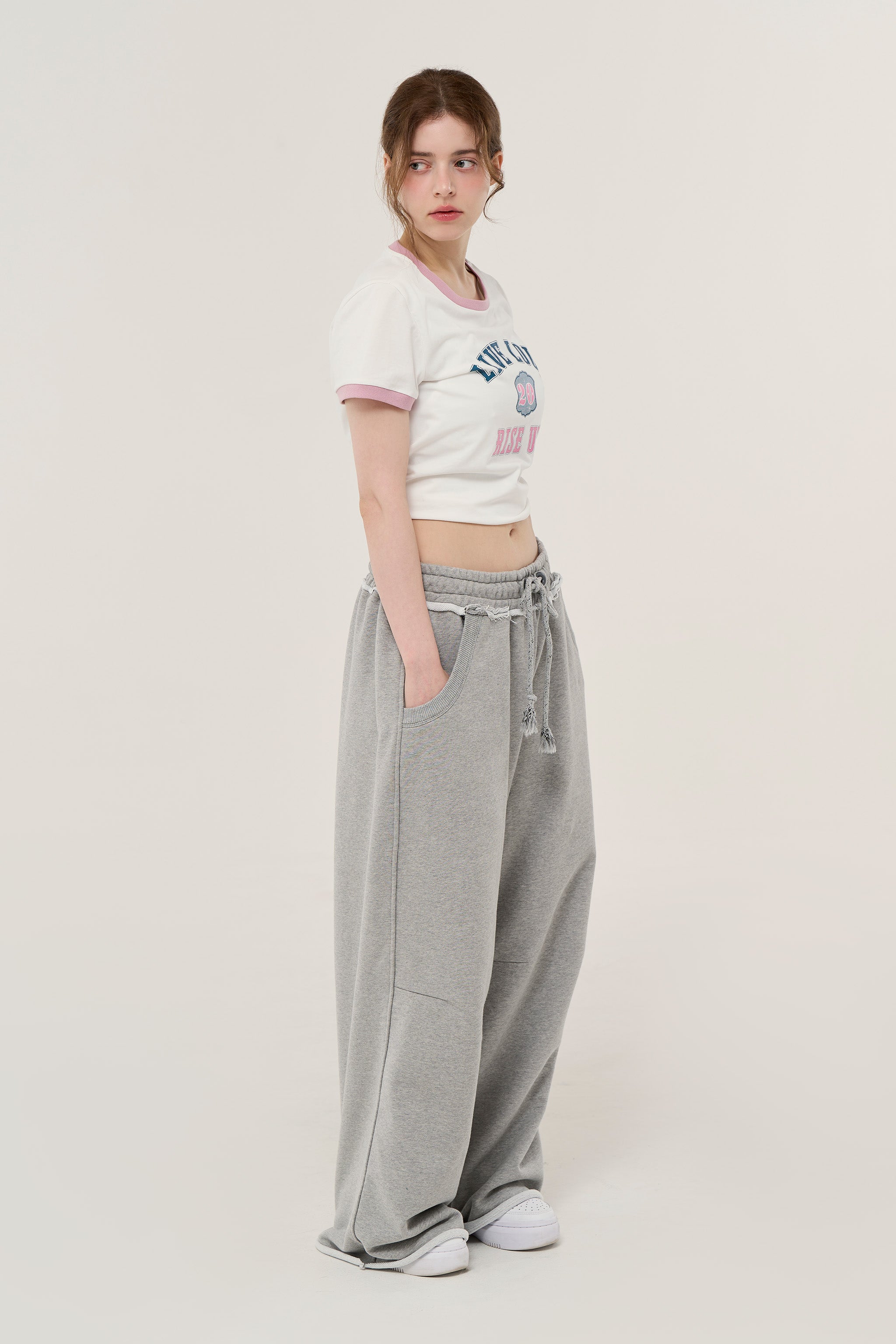 [40%] 루이나 컷-오프 롱팬츠 그레이