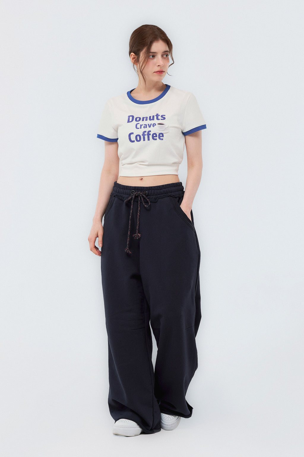 루이나 컷-오프 롱팬츠 네이비