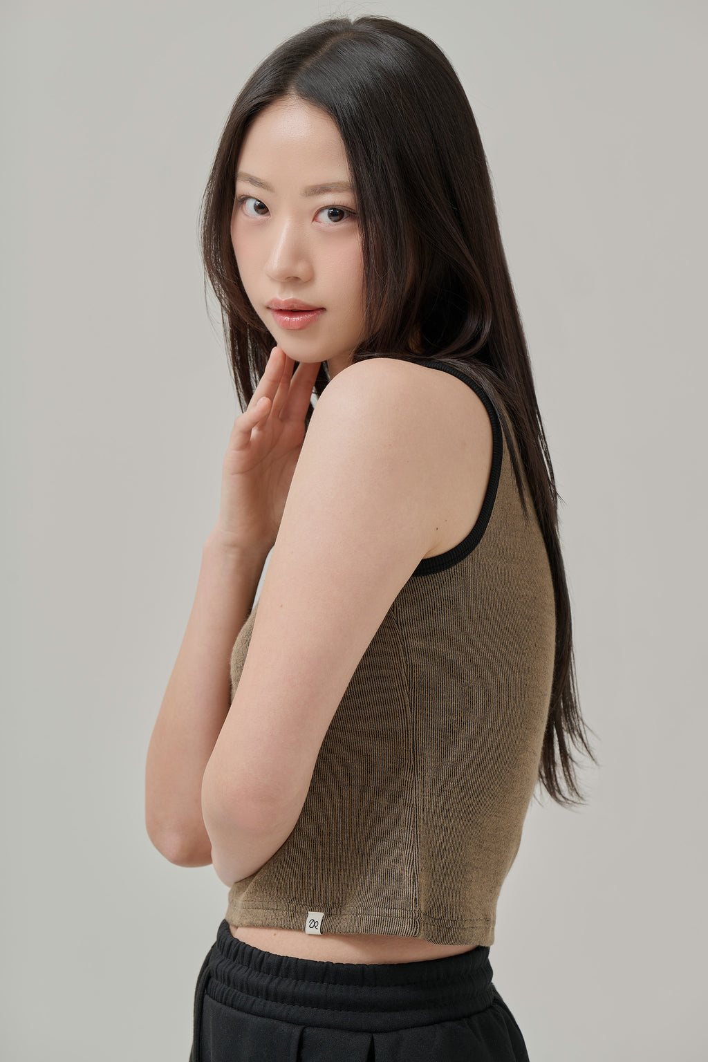 Sustainable Warm Tension Sleeveless Top Brown